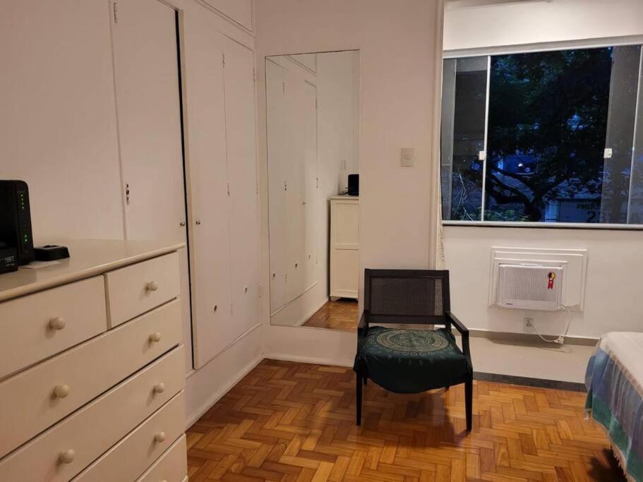 Apartamento Charmoso No Ponto Do Leblon *